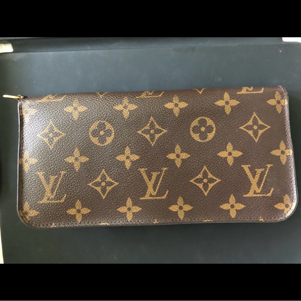 Louis Vuitton Monogram Insolite Wallet